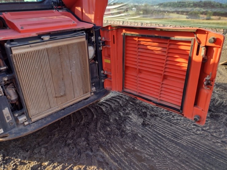 kubota-svl75-2-image-36