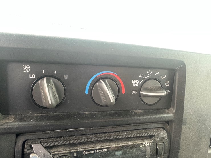 #1404-•-2006-chevy-cargo-van-(wi-title-in-delay)-image-65