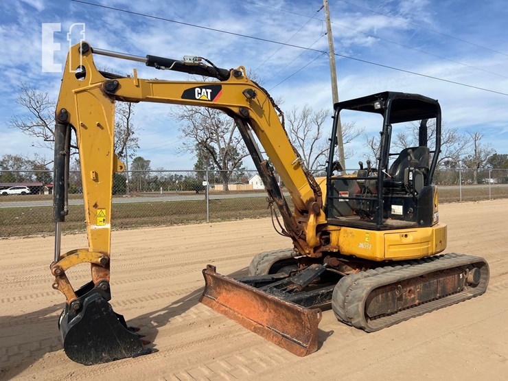 caterpillar-305e2-cr-image-8