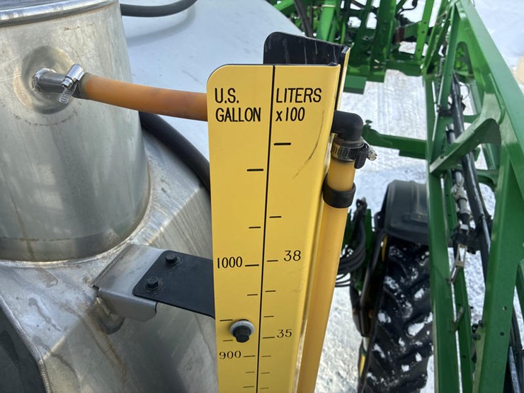 john-deere-r4038-image-79