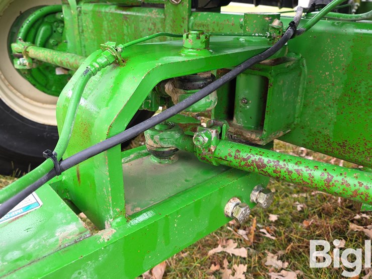 unverferth-brent-gt-644-gravity-wagon-image-12