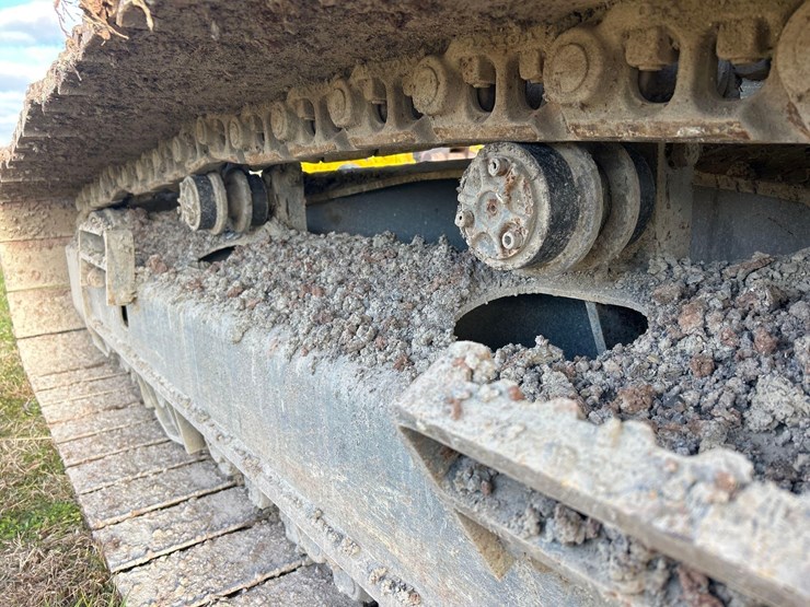 volvo-ec220el-image-12