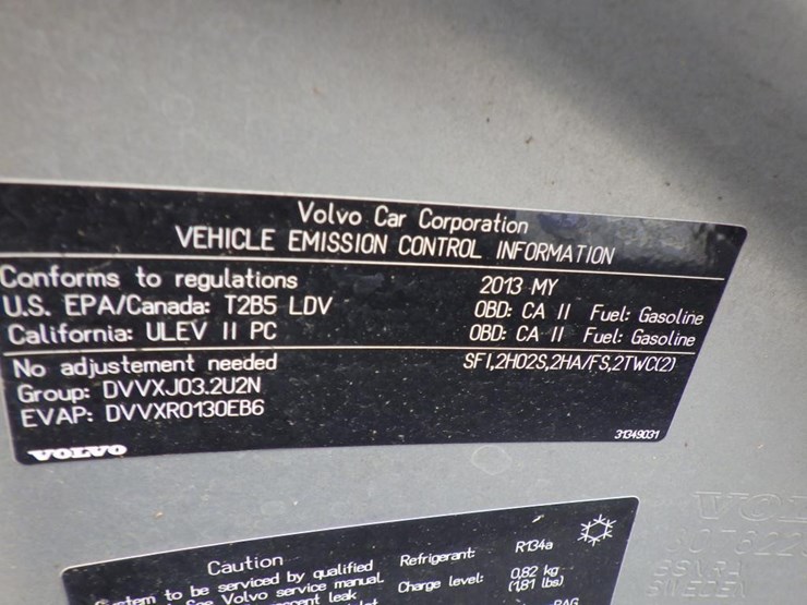 2013-volvo-xc60-image-12