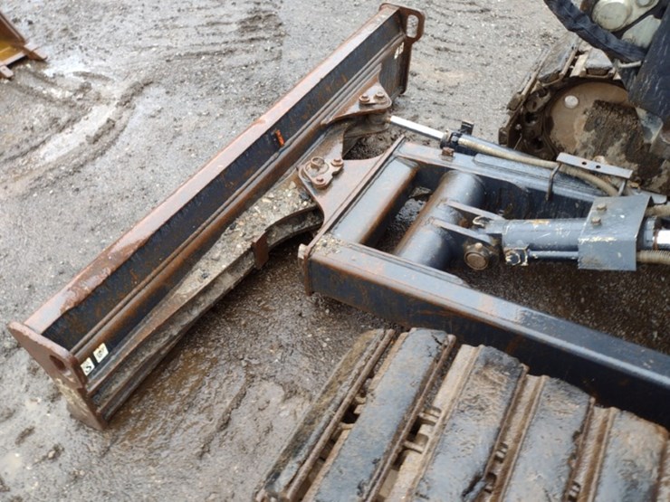 kubota-kx040-4-image-24