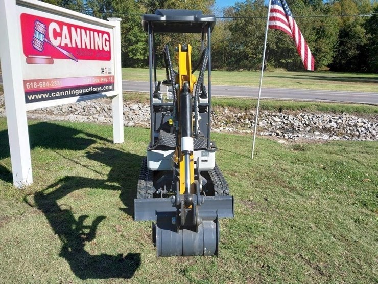 new-cfg-industry-gas-mini-excavator-w/-hyd-thumb-image-2