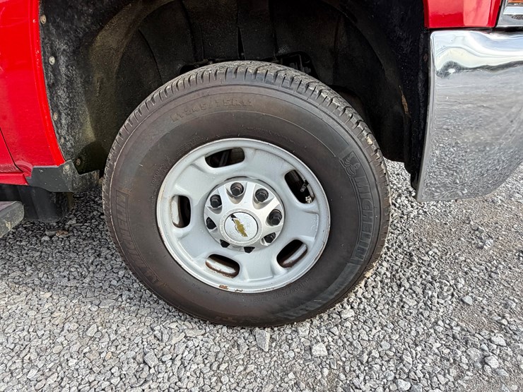 chevrolet-silverado-2500hd-image-11