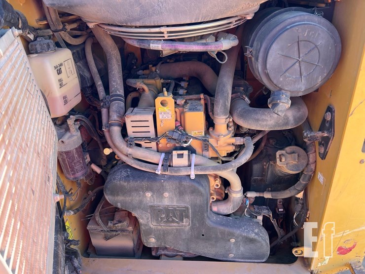 2018-caterpillar-289d-image-25