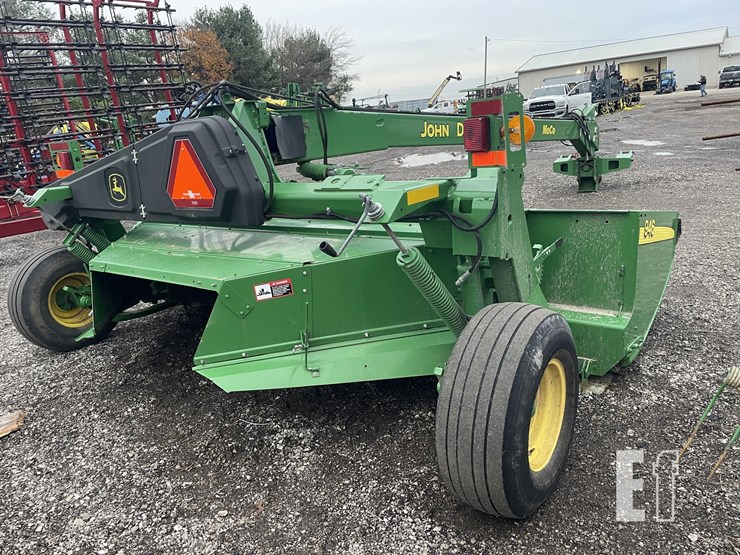 2018-john-deere-946-image-5