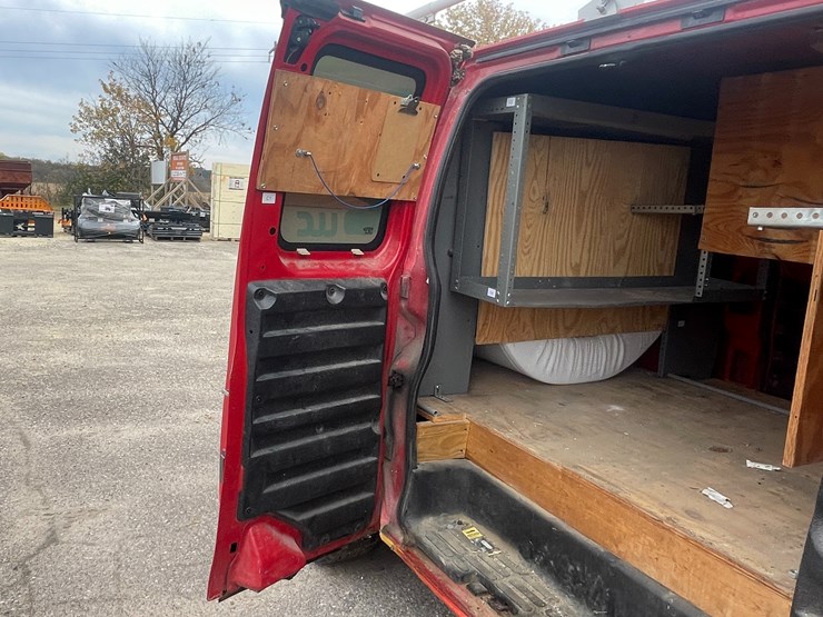 #1404-•-2006-chevy-cargo-van-(wi-title-in-delay)-image-33