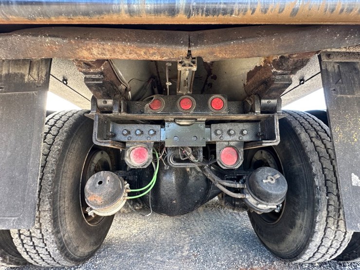 kenworth-t800-image-10