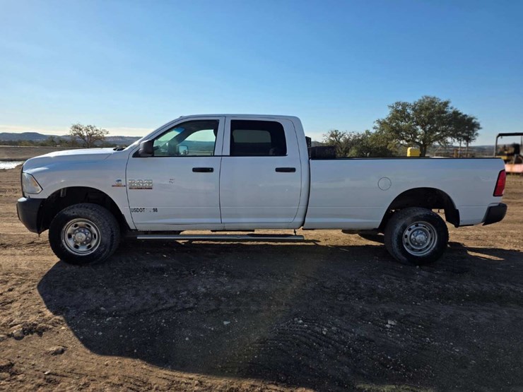2014-dodge-ram-2500-image-8
