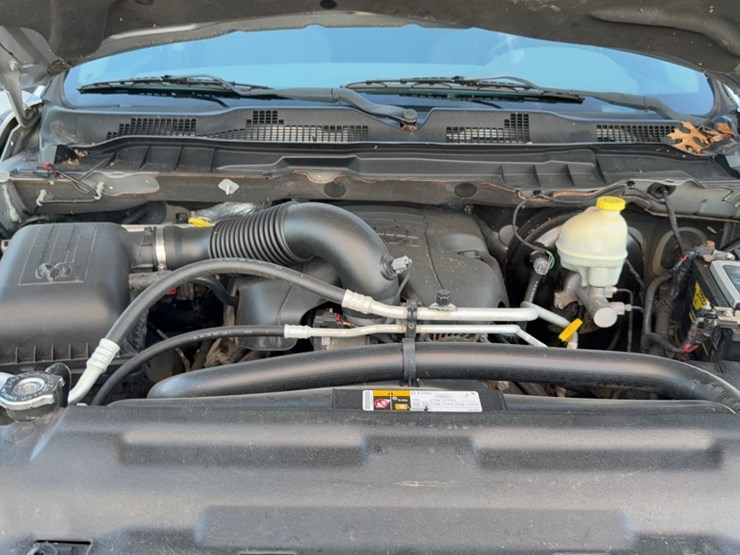 2014-dodge-1500-image-22