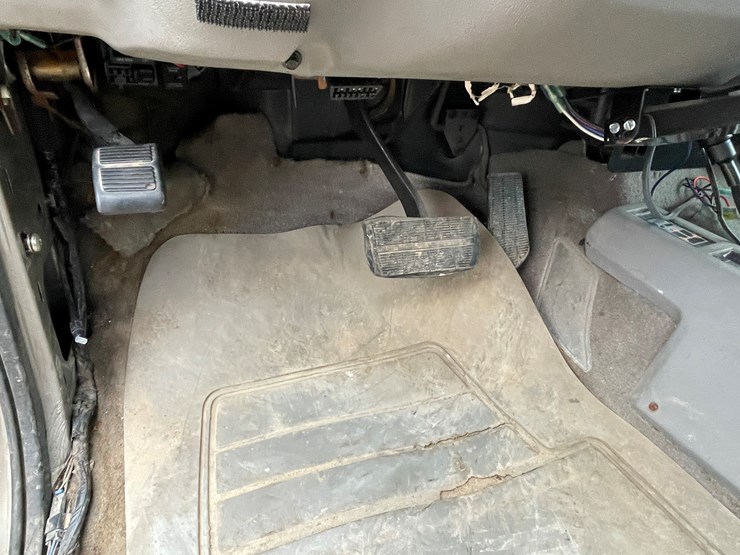 chevrolet-3500-image-41