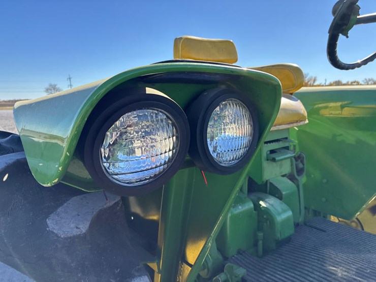 john-deere-4020-image-16