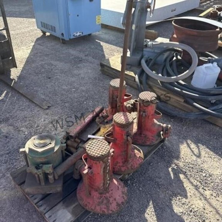 PALLET OF ASST JACK STAND AND JACKS