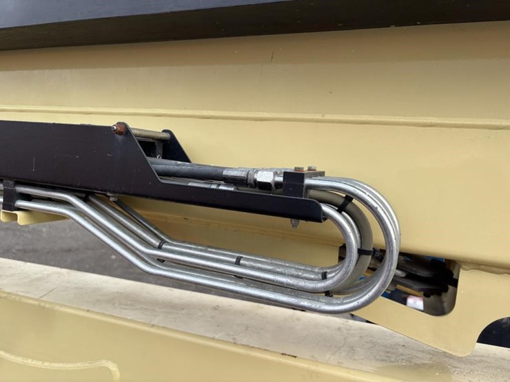 2014-jlg-x700aj-image-15