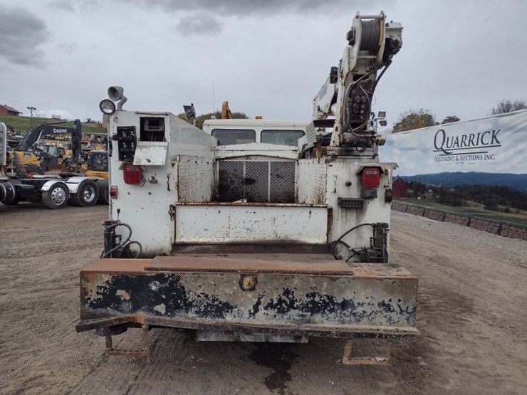 freightliner-fl70-image-4