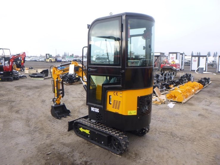 2025-vicsec-vc13c-hydraulic-excavator-image-4
