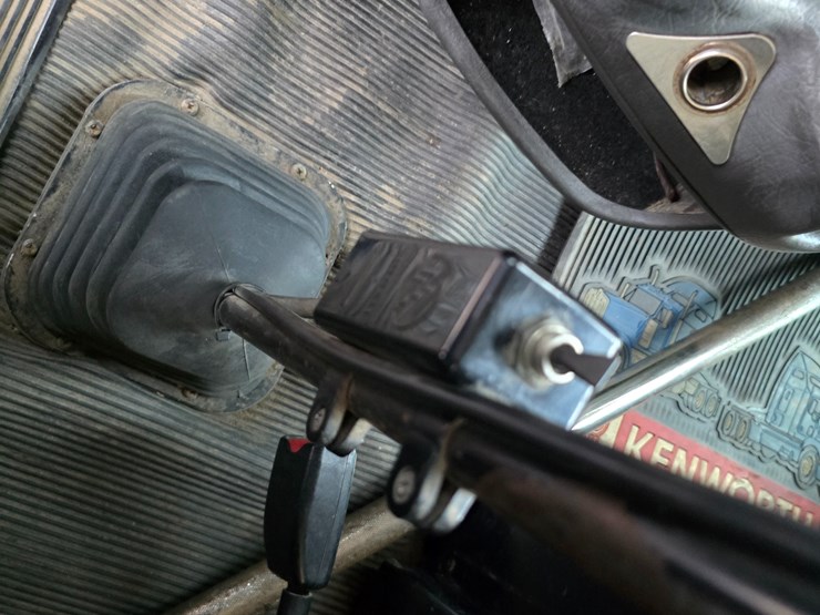 kenworth-t800-image-72