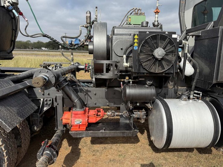 kenworth-t800-image-19