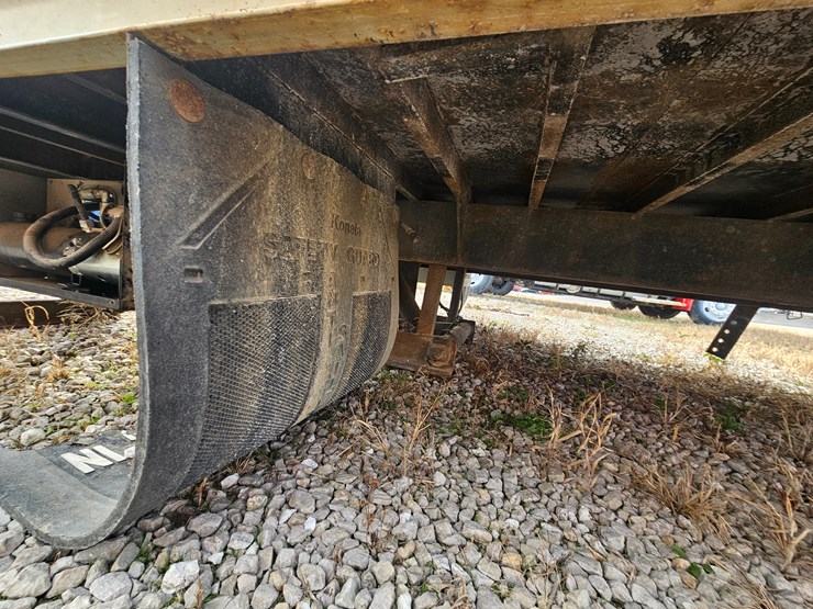 chevrolet-3500-image-12