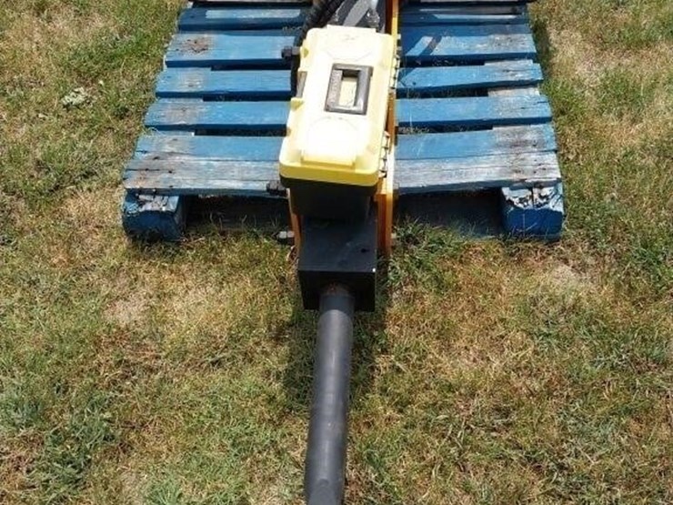 rr-177-new-future-hyd-breaker-image-1