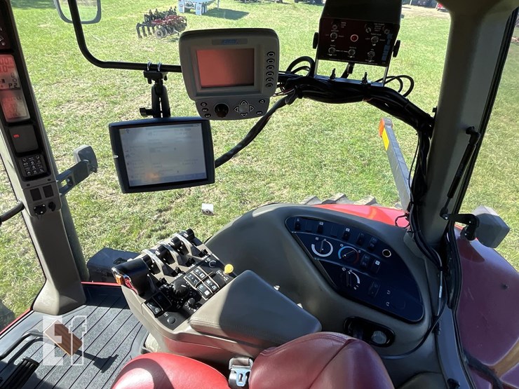 2010-case-ih-magnum-245-image-19