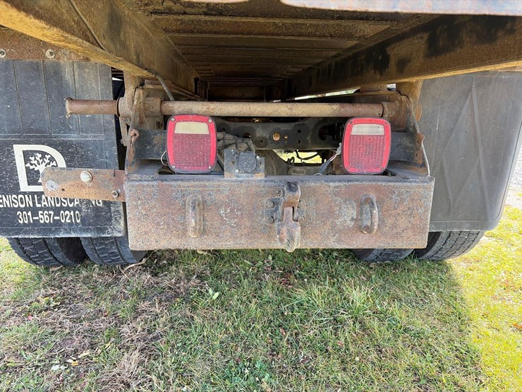 ford-f650-xl-image-17