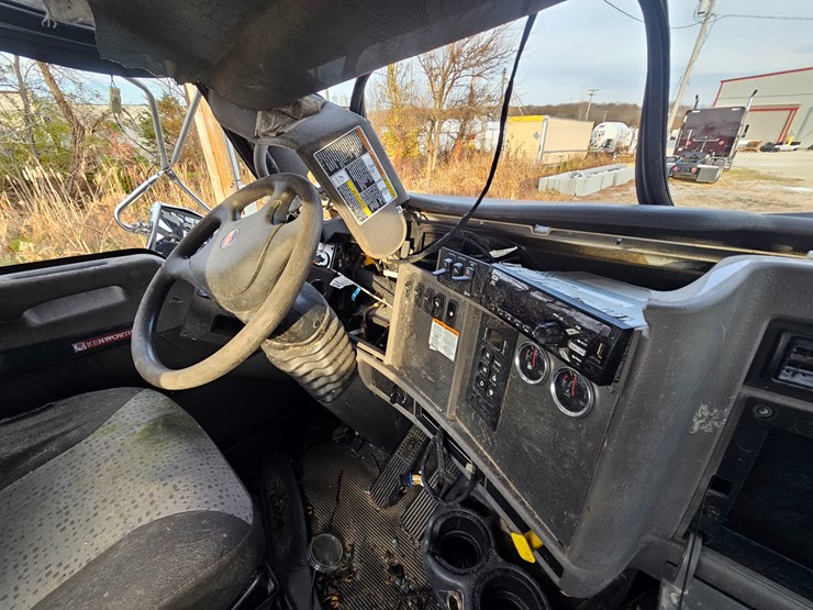 kenworth-t370-image-24