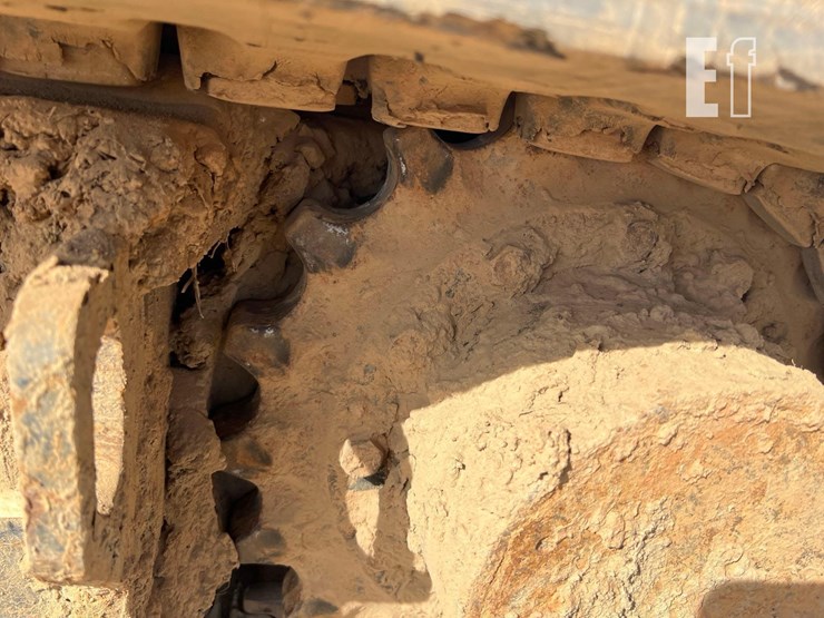 caterpillar-305e2-cr-image-10