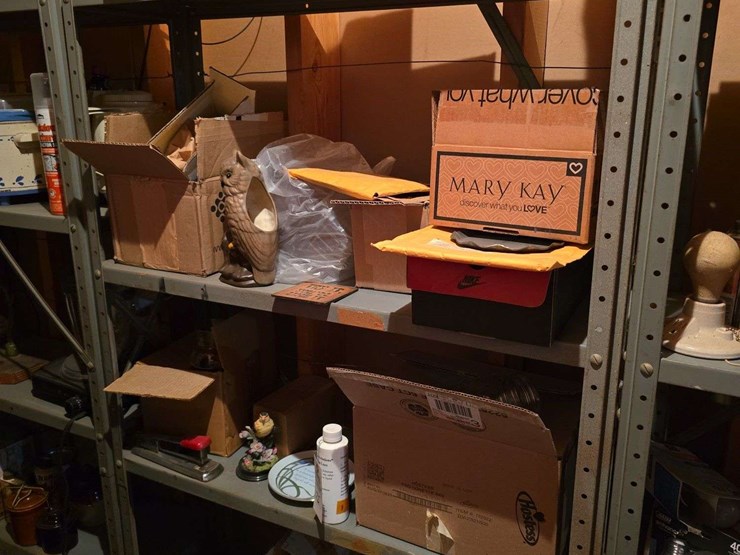 heater,-décor,-figurines,-misc.,-shelf-not-included-image-1