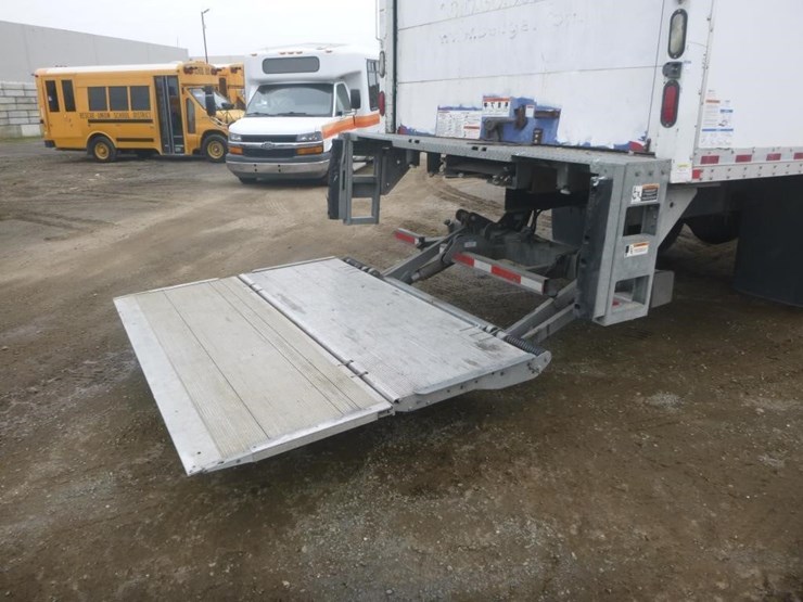 2019-international-durastar-4300-image-9