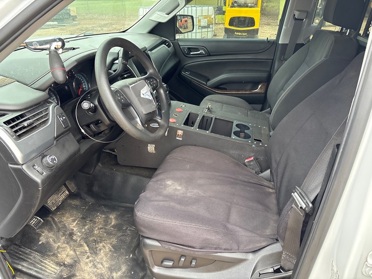 chevrolet-tahoe-image-6