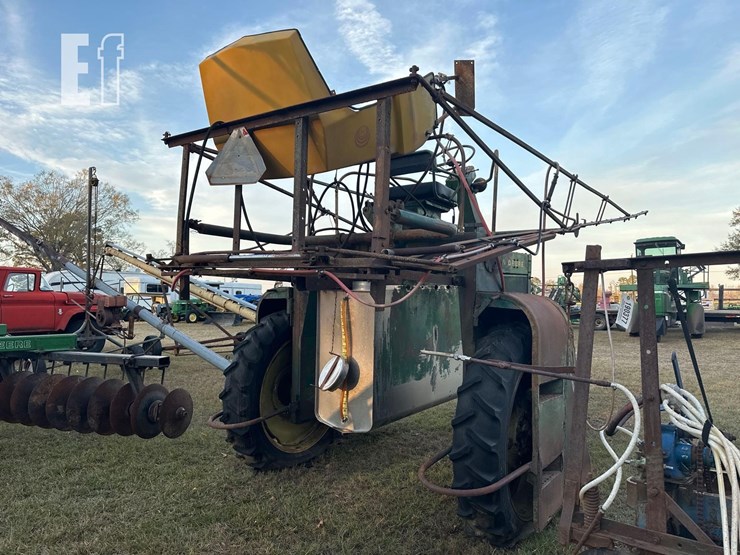 john-deere-700-image-2