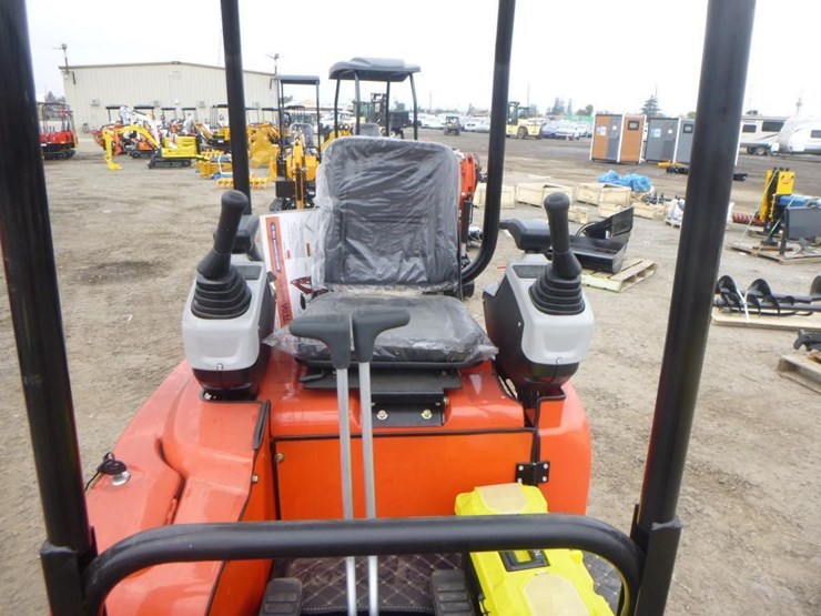 2025-tpm-16-hydraulic-excavator-image-19