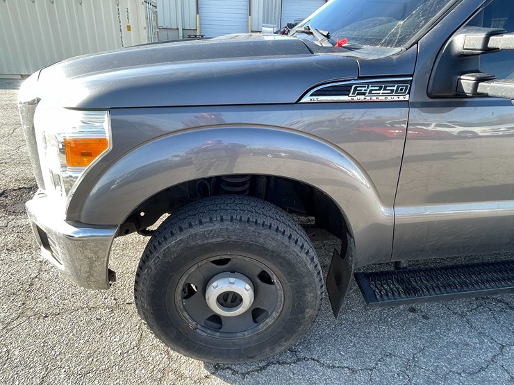 ford-f250-xlt-image-15