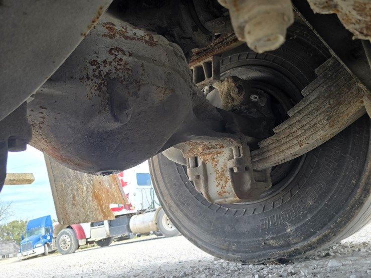 1996-mack-mr688s-image-103