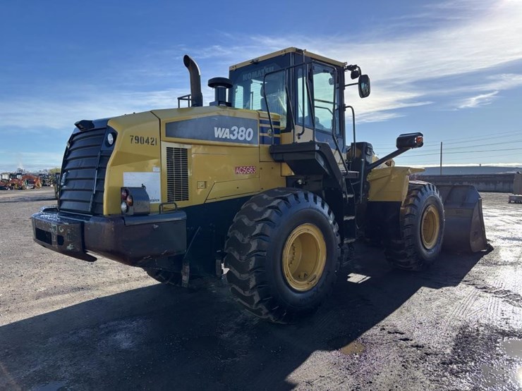 2014-komatsu-wa380-7-image-3