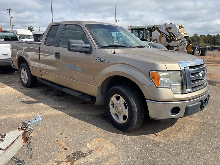 2011-ford-f150-image-2