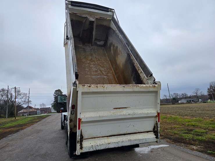 peterbilt-367-image-61