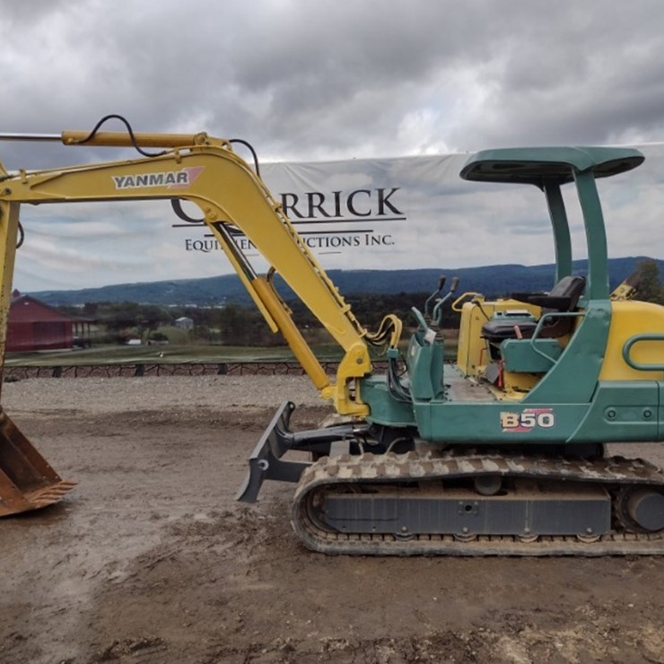 YANMAR B50
