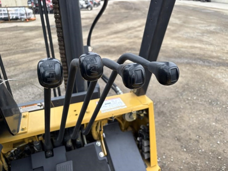 caterpillar-gc35k-image-22