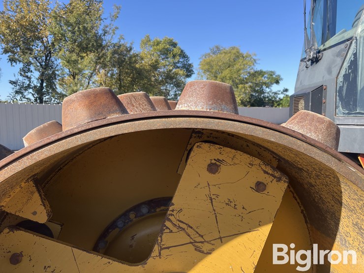 caterpillar-cs56-image-17