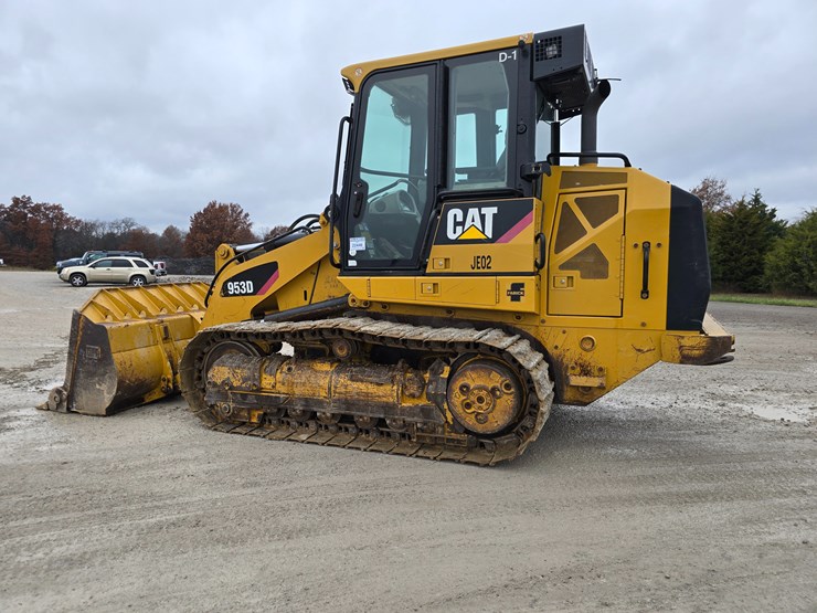 caterpillar-953d-image-15