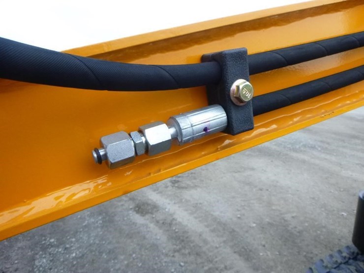 2025-vicsec-vc15-hydraulic-excavator-image-14