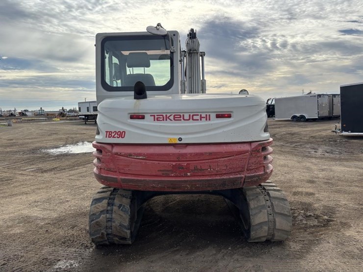 2014-takeuchi-tb290-image-8