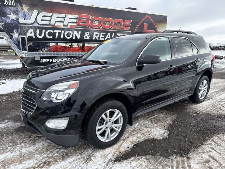 2017-chevrolet-equinox-lt-image-1