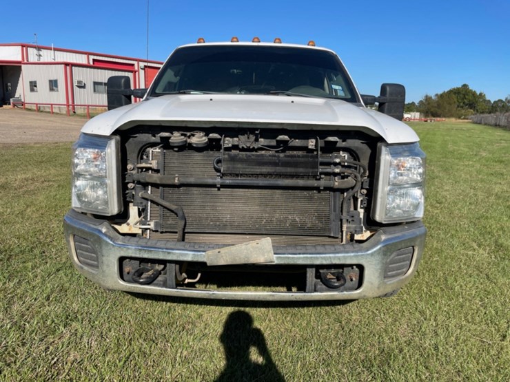 ford-f350-xl-image-7