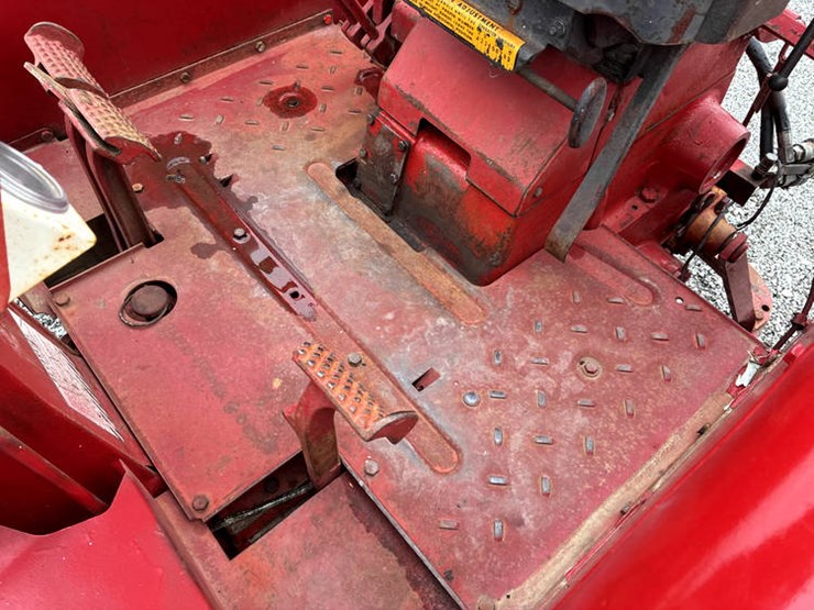 #122323-•-1965-ih-806-wheatland-#4518s-y-image-55