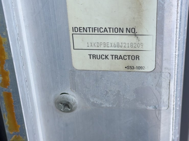 2008-kenworth-t800-image-12